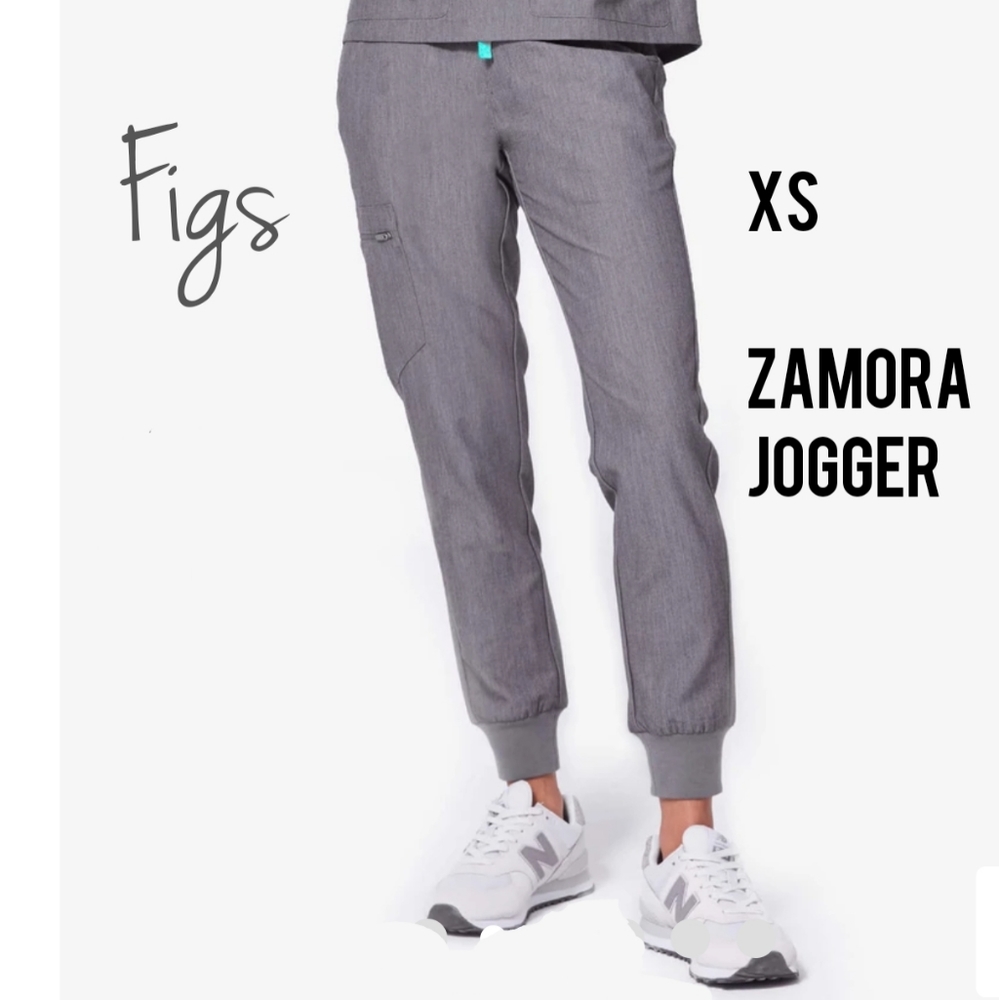 XS Figs Zamora JOGGER in Charcoal Grey